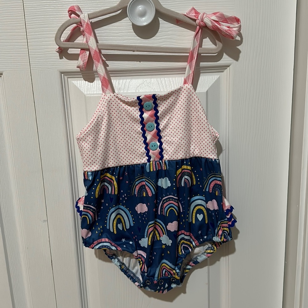 NWOT 24 month Baby Romper